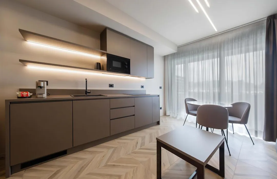 Aurora Aparthotel-1